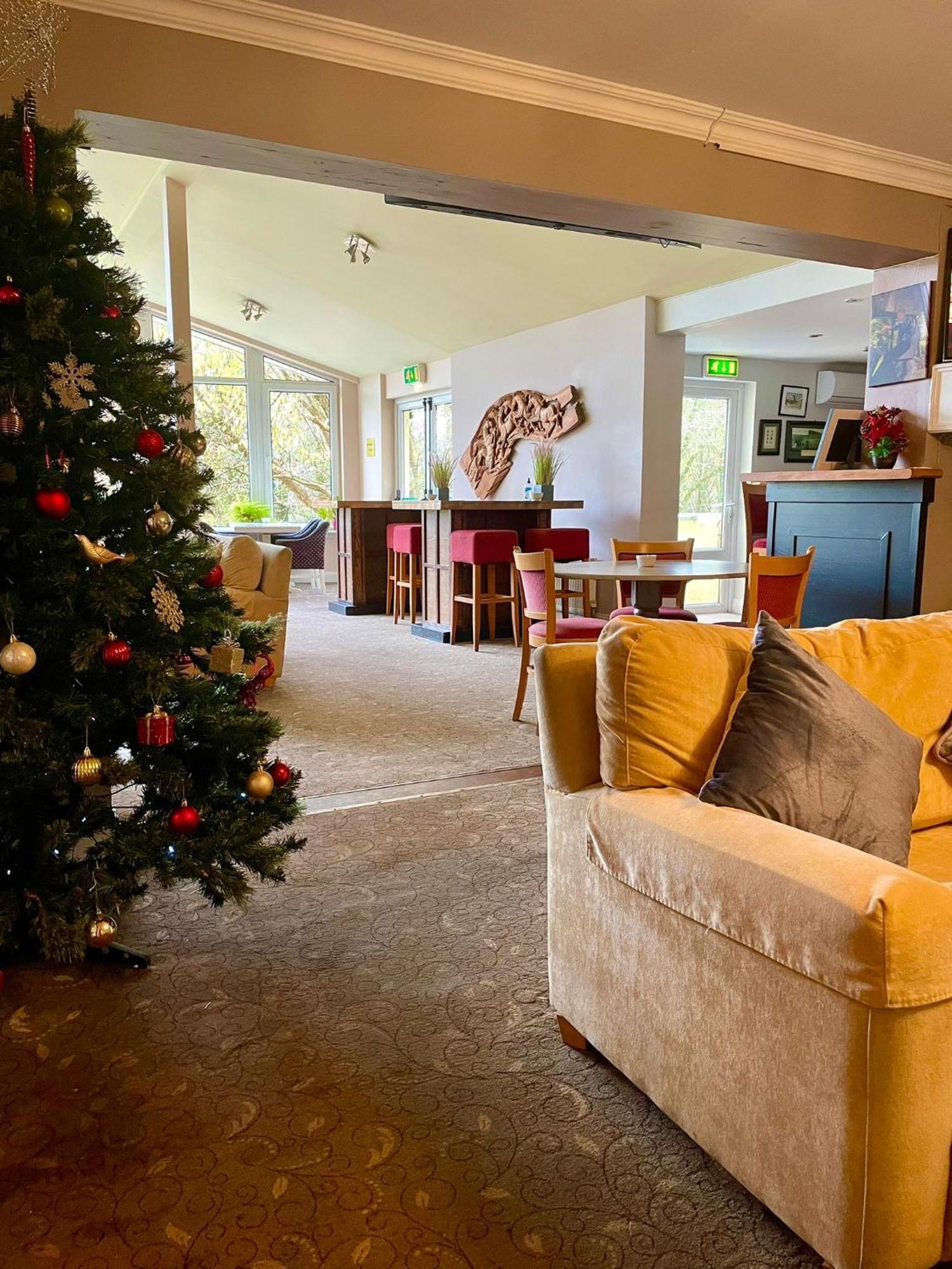 Fernhill Lodge Carrigaline Buitenkant foto