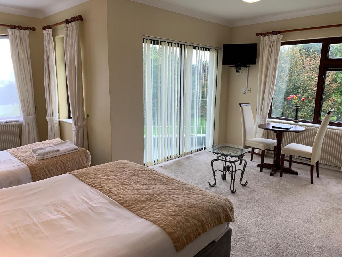 Fernhill Lodge Carrigaline Buitenkant foto